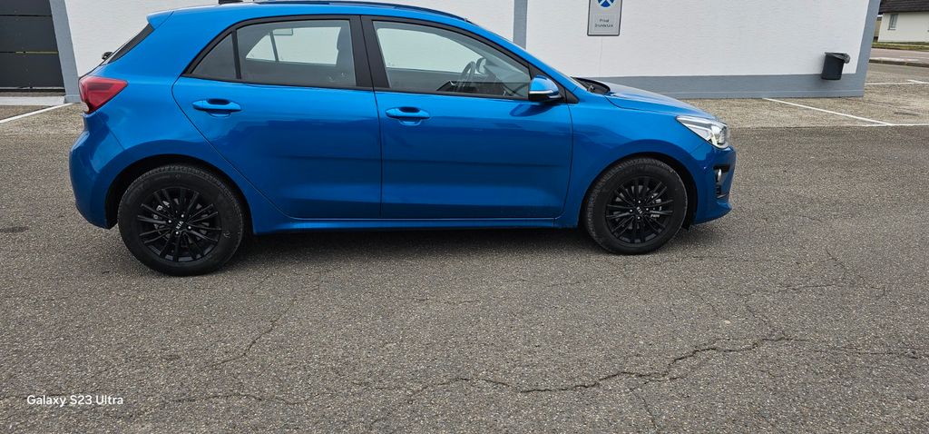 Kia Rio 9.700 km 14.990 &euro; Kehl 77694