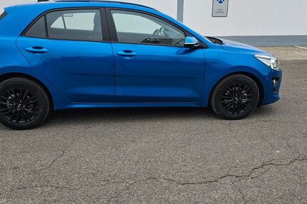 Kia Rio 9.700 km 15.290 &euro; Kehl 77694