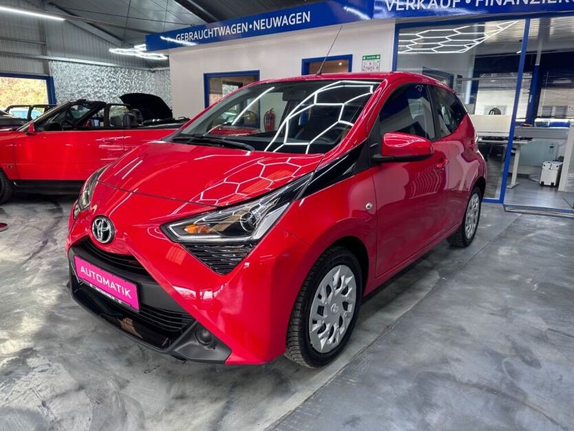 Aygo (X)