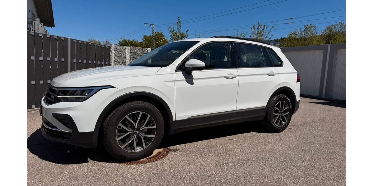 VW Tiguan 39.500 km 23.990 &euro; Freilassing 83395