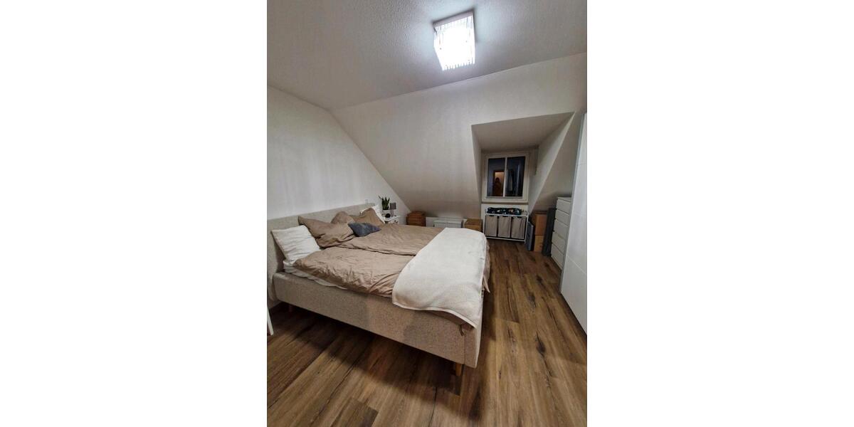 Dachgeschoßwohnung Poing - 3 Zimmer, 65 m&sup2;, 445.000&euro; | Angebot:24597246