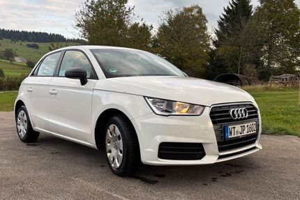 Audi A1 128.800 km 14.400 € Ibach 79837