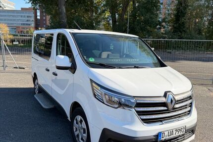 Renault Trafic 70.400 km 26.700 &euro; Dusseldorf 40479