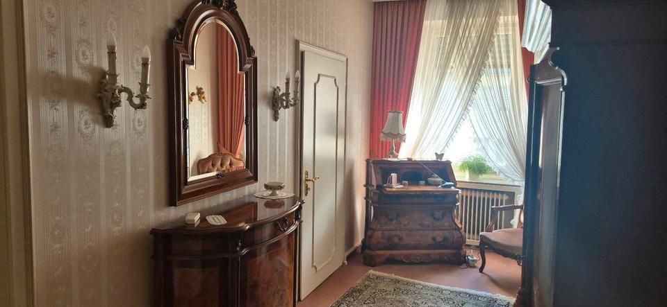 Etagenwohnung Finnentrop - 6 Zimmer, 120 m&sup2;, 890&euro; | Angebot:25231632