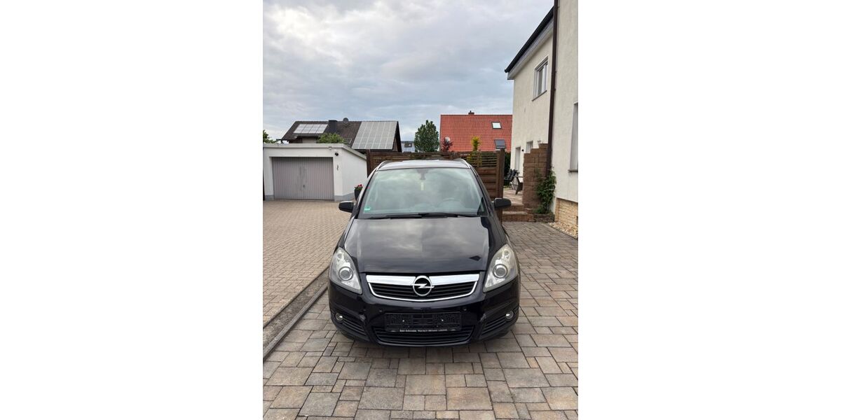 Opel Zafira 207.000 km 2.900 &euro; Bissendorf 49143
