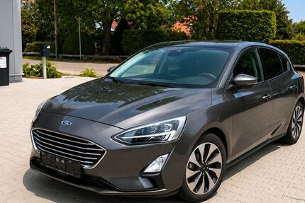 Ford Focus 145.000 km 8.350 &euro; Heinrichshofen 86492