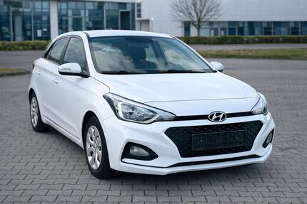 Hyundai i20 101.900 km 8.390 &euro; Melle 49324