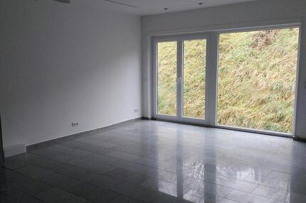 4 Zimmer Wohnung mit großer Terrasse am Waldrand zu vermieten