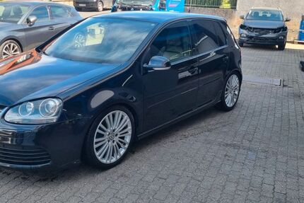 VW Golf 164.000 km 11.000 &euro; Stammheim 97509