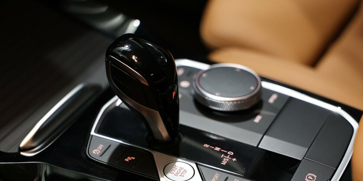 BMW X3 xDrive 20i / BLACK & BROWN / LIVE-COCKPIT-PRO 53.000 km 34.993 &euro; Hamm 59077