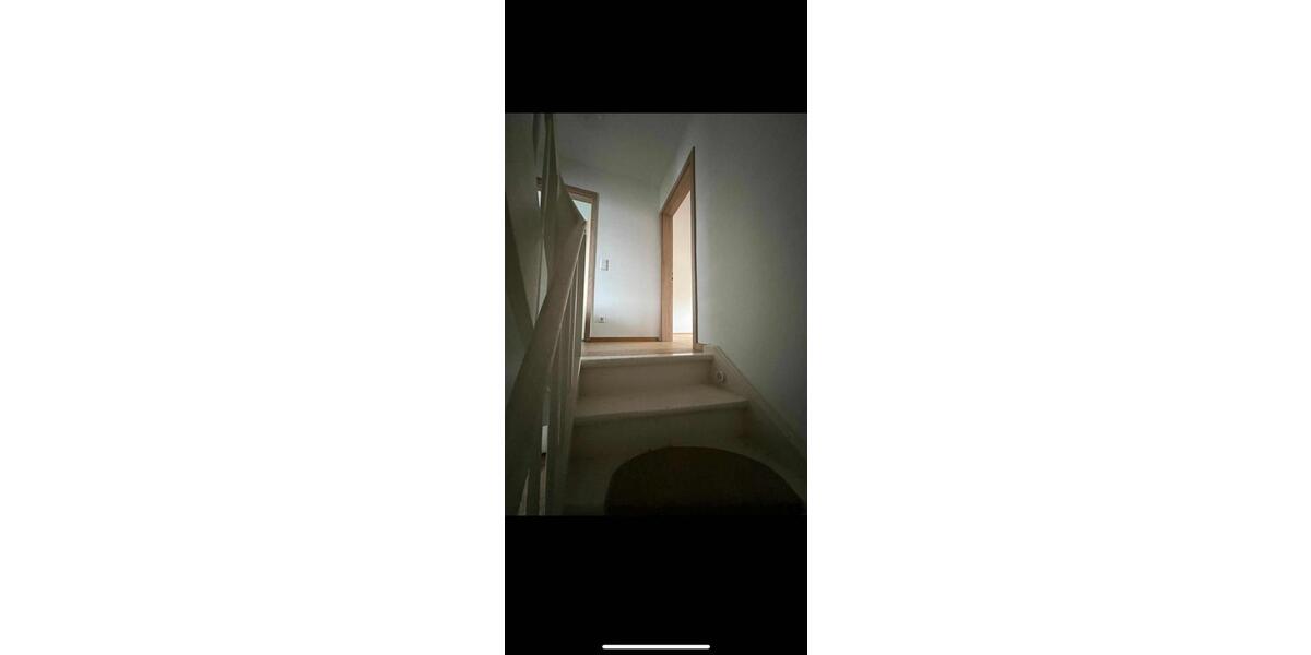 Saniertes Reihenmittelhaus mit Garten in Nürnberg Eibach 4 zimmer