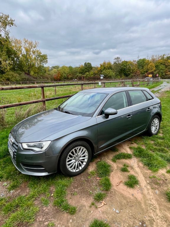 Audi A3 109.000 km 12.800 € Frankfurt 60596