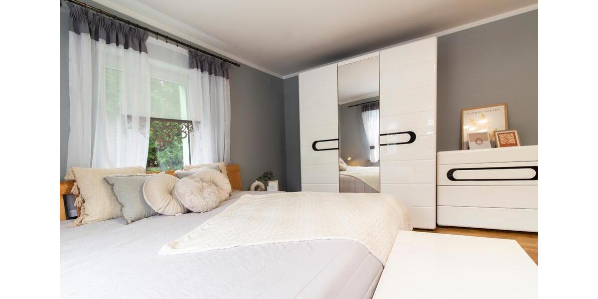 Wygodny dom - sklep, mieszkanie i bazy! 2 zimmer