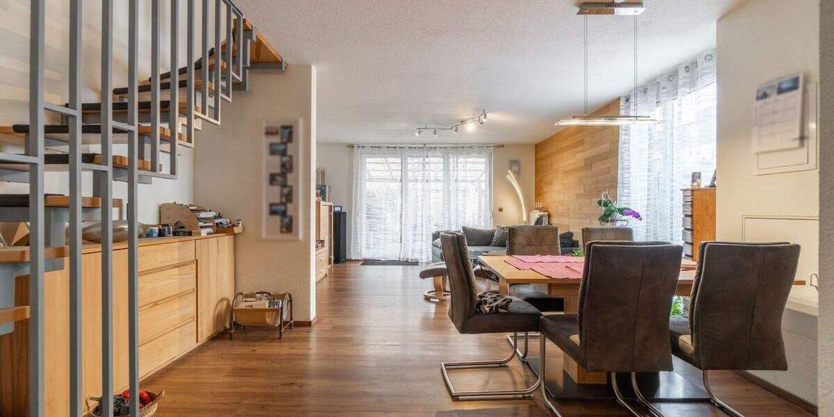 Reihenendhaus Villingen-Schwenningen Schwenningen - 5 Zimmer, 136 m&sup2;, 399.000&euro; | Angebot:25743172