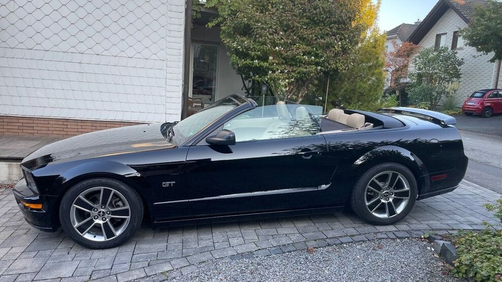 Ford Mustang 32.010 km 22.300 € Burbach 57299