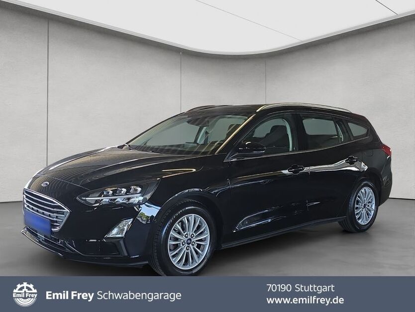 Ford Focus 50.941 km 17.990 € Stuttgart 70190