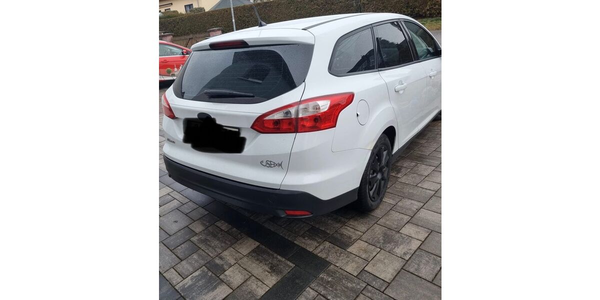 Ford Focus 129.850 km 5.500 € Chemnitz 09128