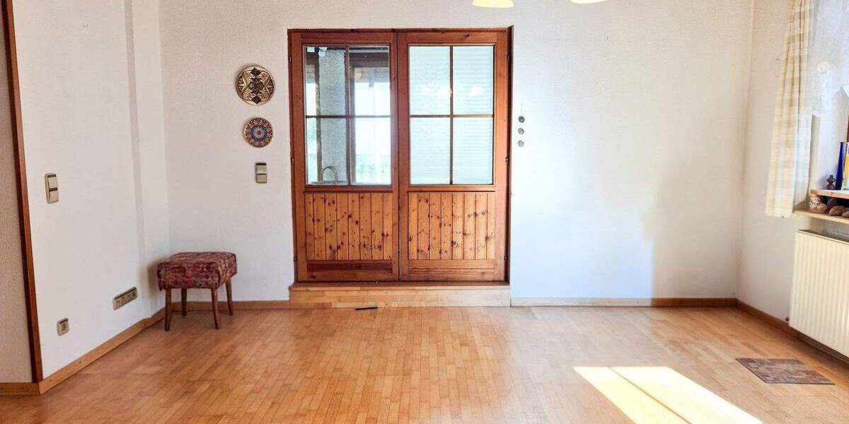 Mehrfamilienhaus, Wohnhaus Esslingen Mettingen - 1 Zimmer, 204 m&sup2;, 580.000&euro; | Angebot:23987023