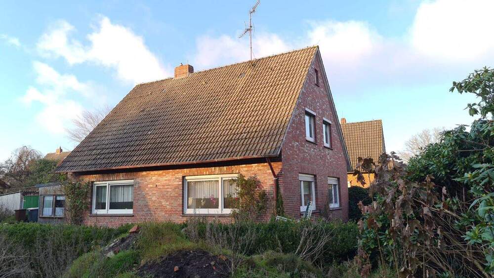 Mehrfamilienhaus, Wohnhaus Bockhorn - 6 Zimmer, 135 m&sup2;, 139.000&euro; | Angebot:23958551