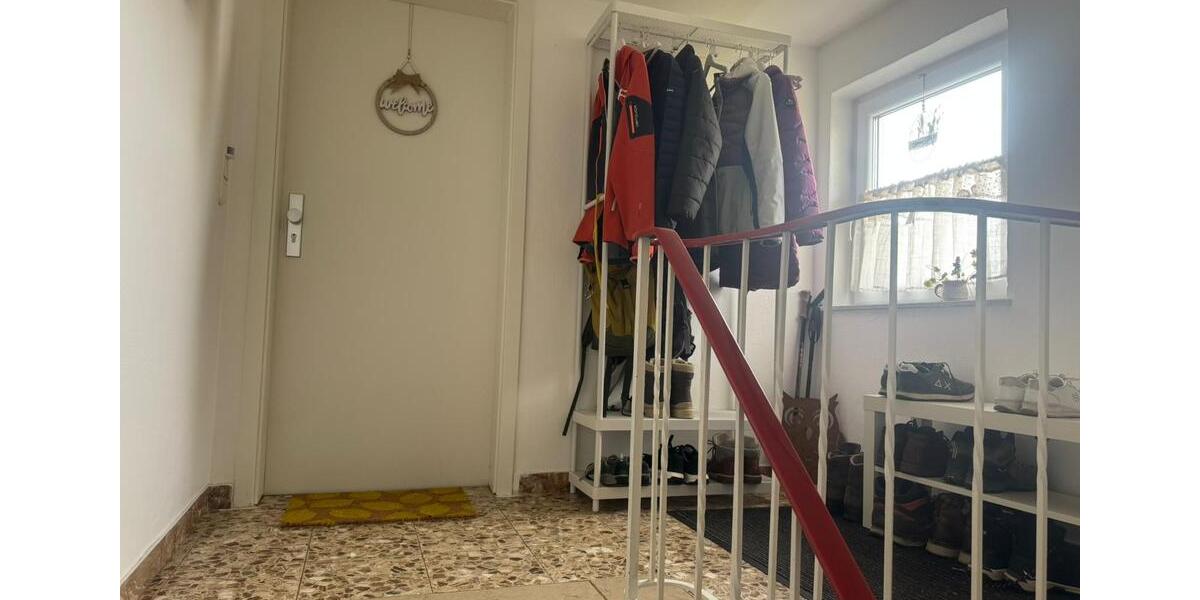 Dachgeschoßwohnung Dietmannsried - 3.5 Zimmer, 60 m&sup2;, 600&euro; | Angebot:26416464