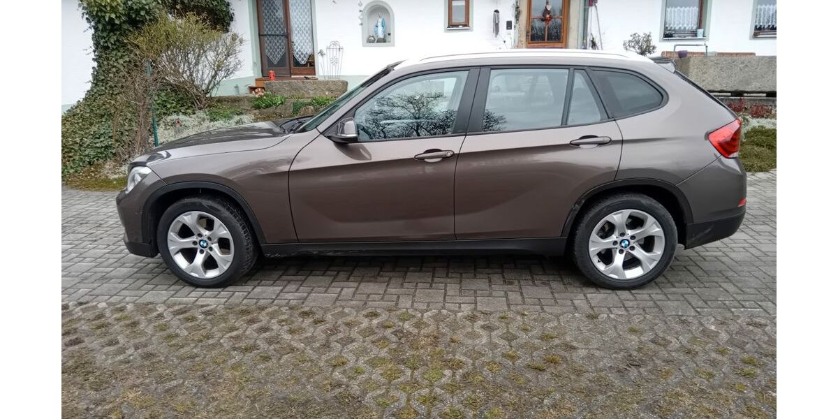 BMW X1 200.000 km 6.950 &euro; Bad Kötzting 93444