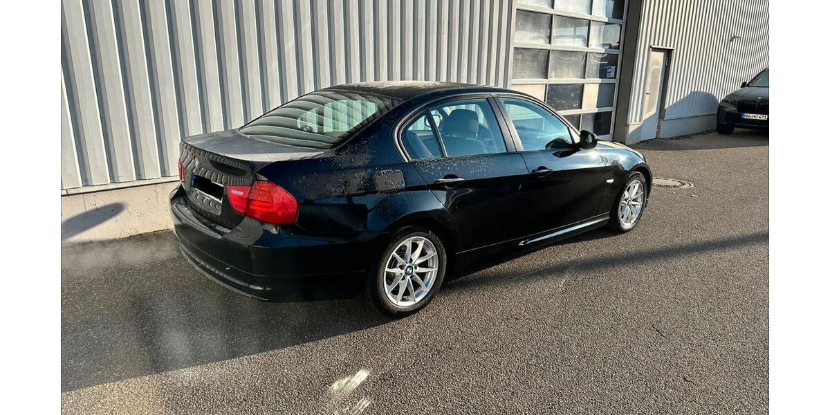 BMW 318 49.733 km 10.500 &euro; Keltern 75210