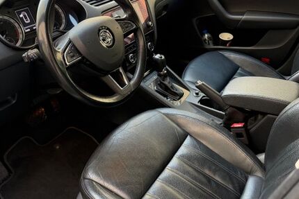 Skoda Octavia 182.000 km 11.500 &euro; Düsseldorf 40589