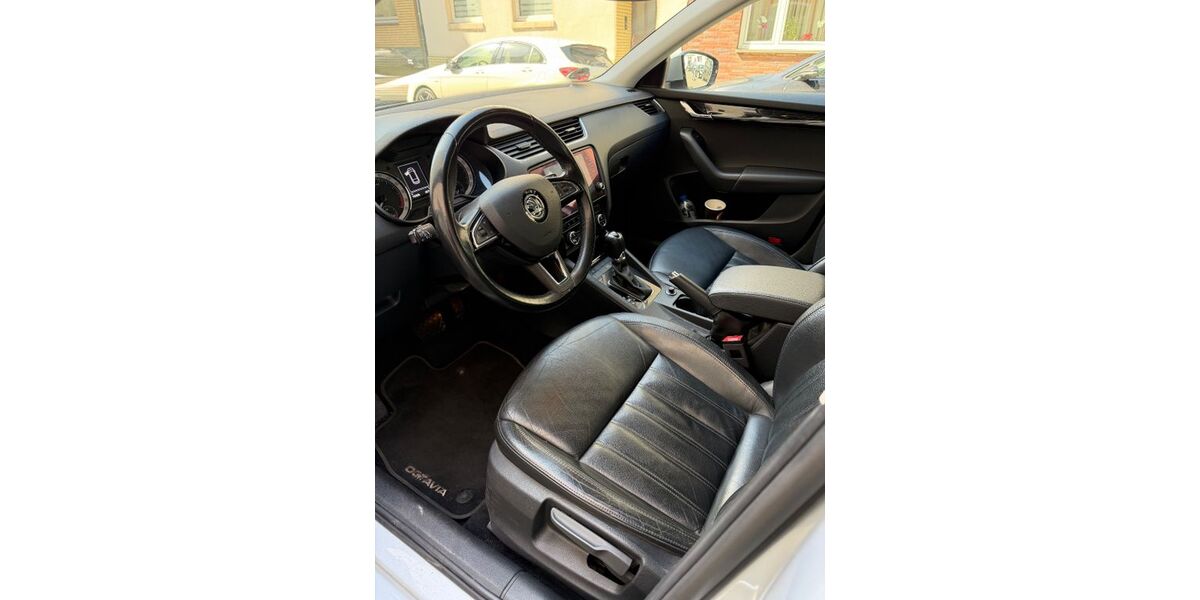 Skoda Octavia 182.000 km 11.500 &euro; Düsseldorf 40589