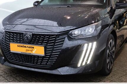 Peugeot 208 12.842 km 15.650 &euro; Solingen 42697