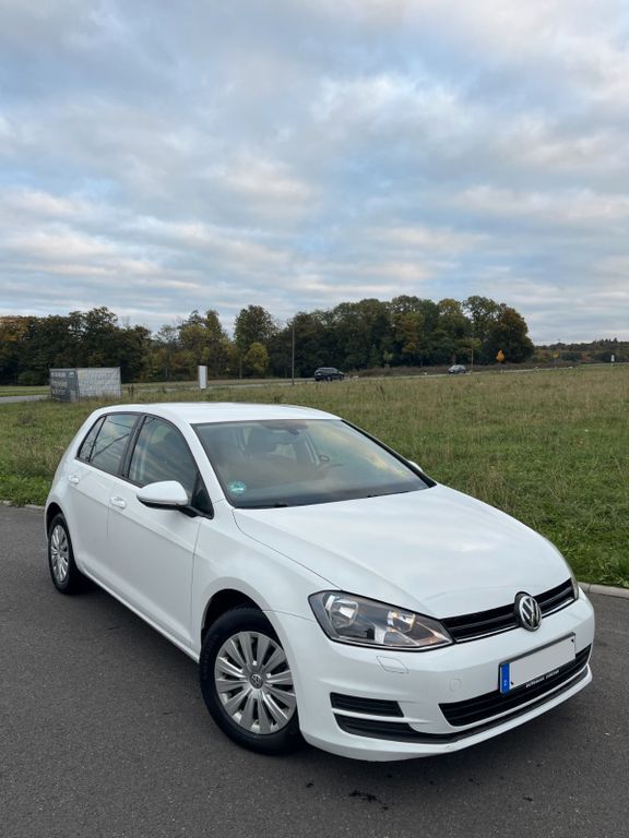 VW Golf 146.000 km 7.700 € KASTELLAUN 56288