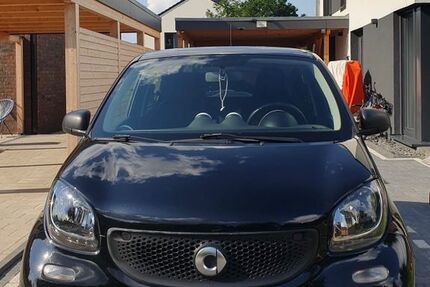Smart ForFour 130.500 km 5.000 € Hamburg 21147