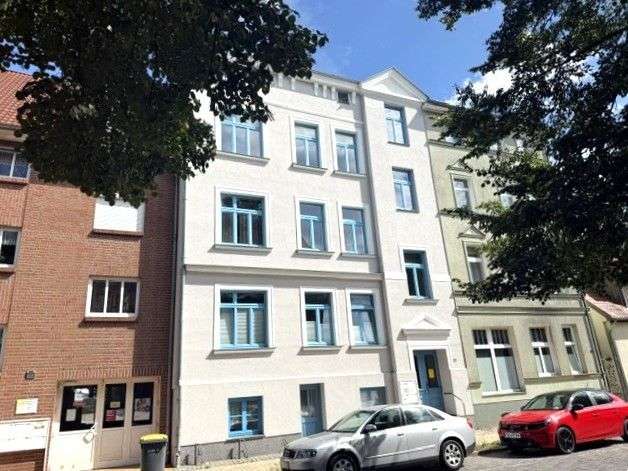 Etagenwohnung Güstrow - 3 Zimmer, 75 m&sup2;, 525&euro; | Angebot:27142906