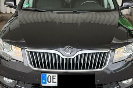 Skoda Superb 173.000 km 11.500 &euro; Attendorn 57439