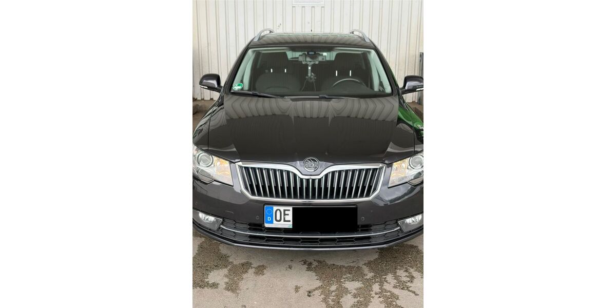 Skoda Superb 173.000 km 11.500 &euro; Attendorn 57439