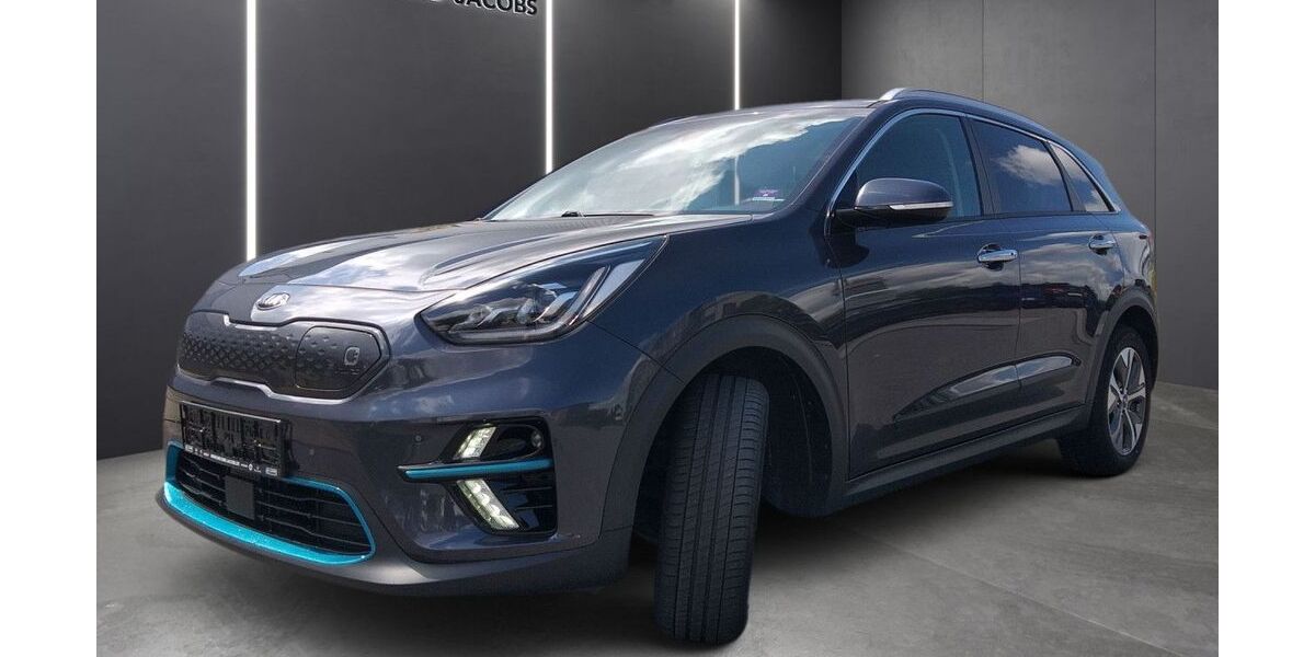 Kia Niro 70.000 km 17.490 &euro; Aachen 52078