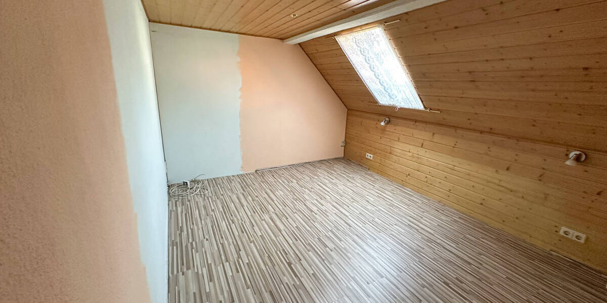 Einfamilienhaus Lößnitz - 1 Zimmer, 105 m&sup2;, 69.000&euro; | Angebot:24043862