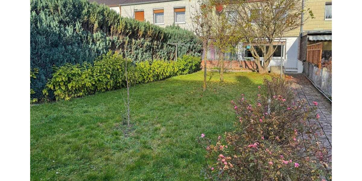 Reihenmittelhaus Burghausen - 4 Zimmer, 95 m&sup2;, 388.000&euro; | Angebot:25361091