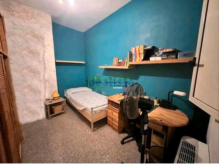 Etagenwohnung Wolfsburg Alt-Wolfsburg - 4 Zimmer, 104 m&sup2;, 95.000&euro; | Angebot:26561991