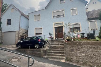 Haus Creglingen - 9 Zimmer, 220 m&sup2;, 430.000&euro; | Angebot:24489414