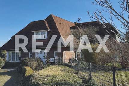 Haus Embsen - 7 Zimmer, 270 m&sup2;, 2.800&euro; | Angebot:25626611