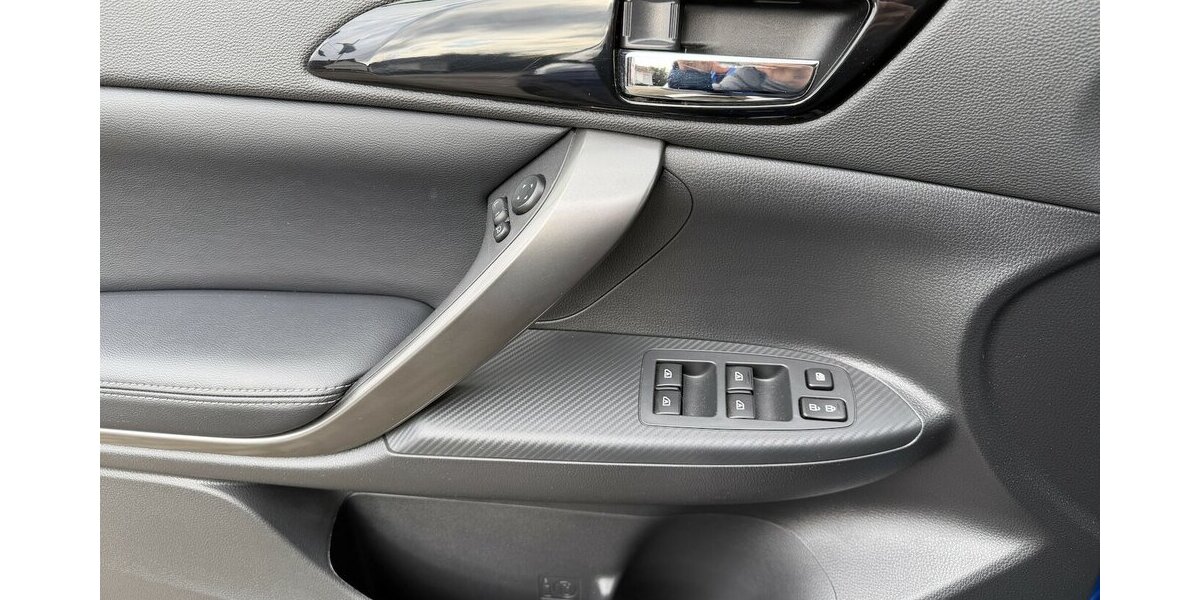 Mitsubishi Eclipse Cross Plus Select Black Hybrid 4WD 15.700 km 26.480 &euro; Donauwörth 86609