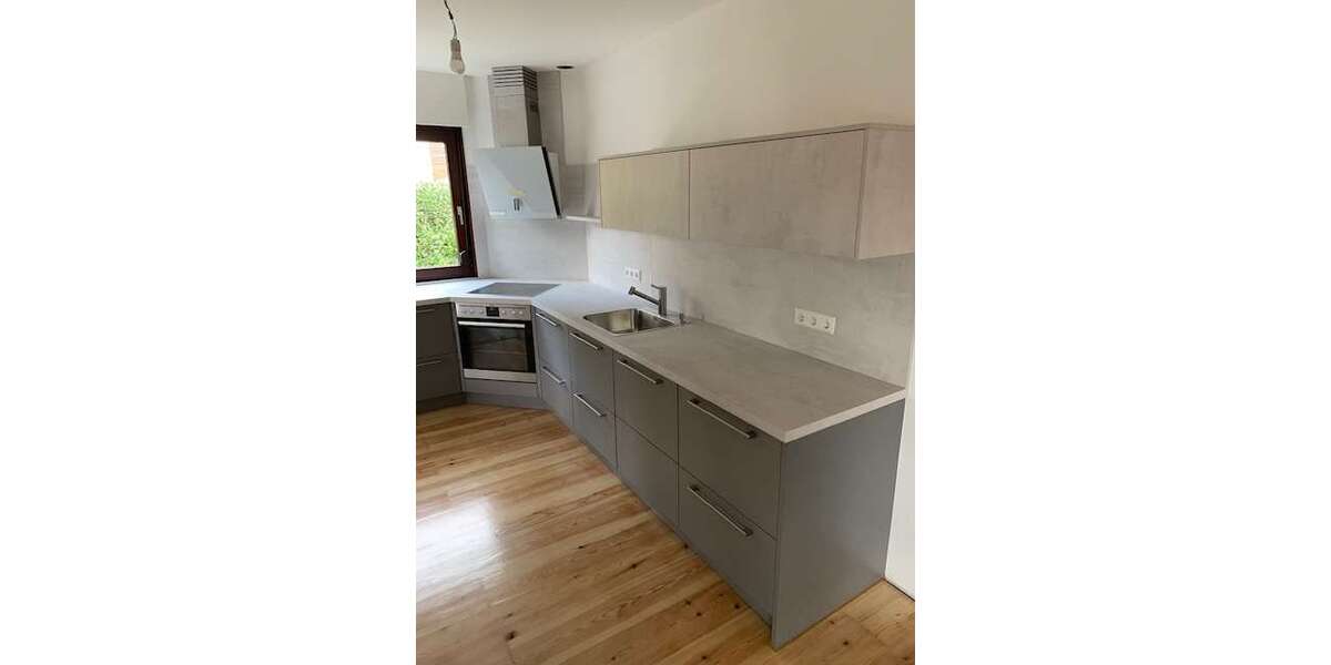 Etagenwohnung Ispringen - 5 Zimmer, 140 m&sup2;, 1.330&euro; | Angebot:25231691