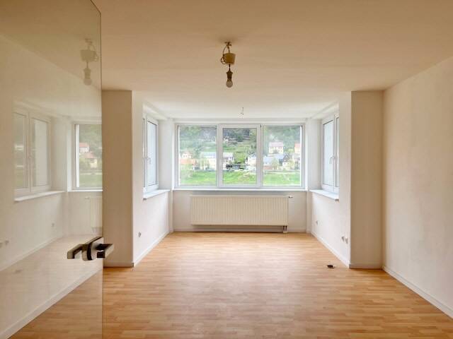 Mehrfamilienhaus, Wohnhaus Bad Schandau Krippen - 3 Zimmer, 85 m&sup2;, 1.360&euro; | Angebot:26376114