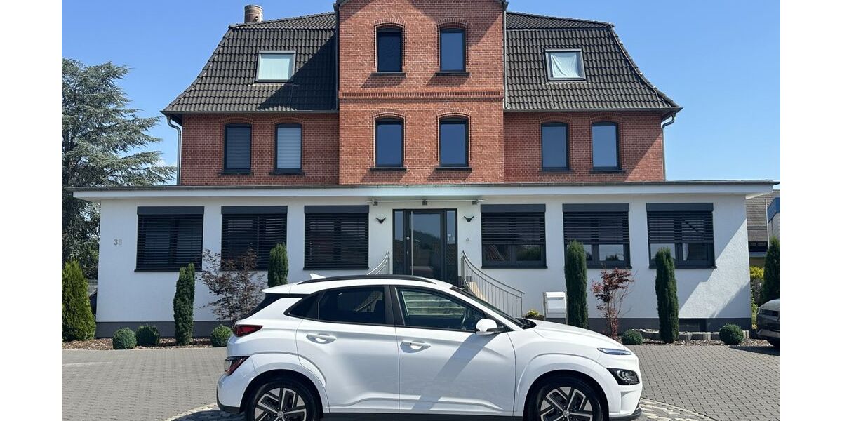 Hyundai KONA Elektro 25.112 km 27.950 &euro; Rotenburg a. d Fulda 36199