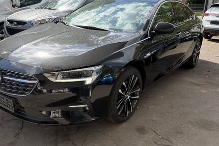 Opel Insignia 143.295 km 12.250 &euro; Kassel 34125