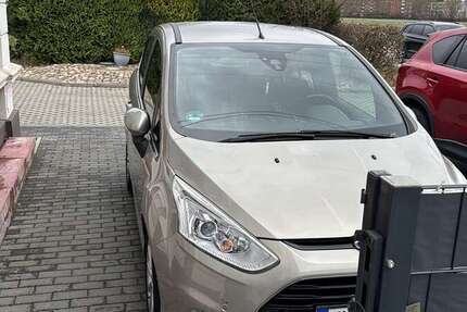 Ford B-Max 54.000 km 11.500 &euro; Hamburg 22115