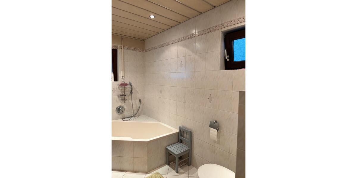 Hochparterre Seeheim-Jugenheim Jugenheim - 5 Zimmer, 103 m&sup2;, 430.000&euro; | Angebot:25022898