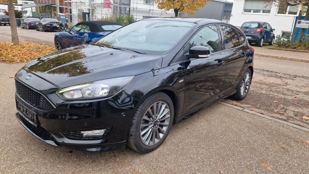 Ford Focus 50.000 km 11.490 &euro; Ludwigsburg 71634
