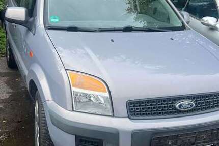 Ford Fusion 157.000 km 1.300 &euro; Gerbrunn 97218