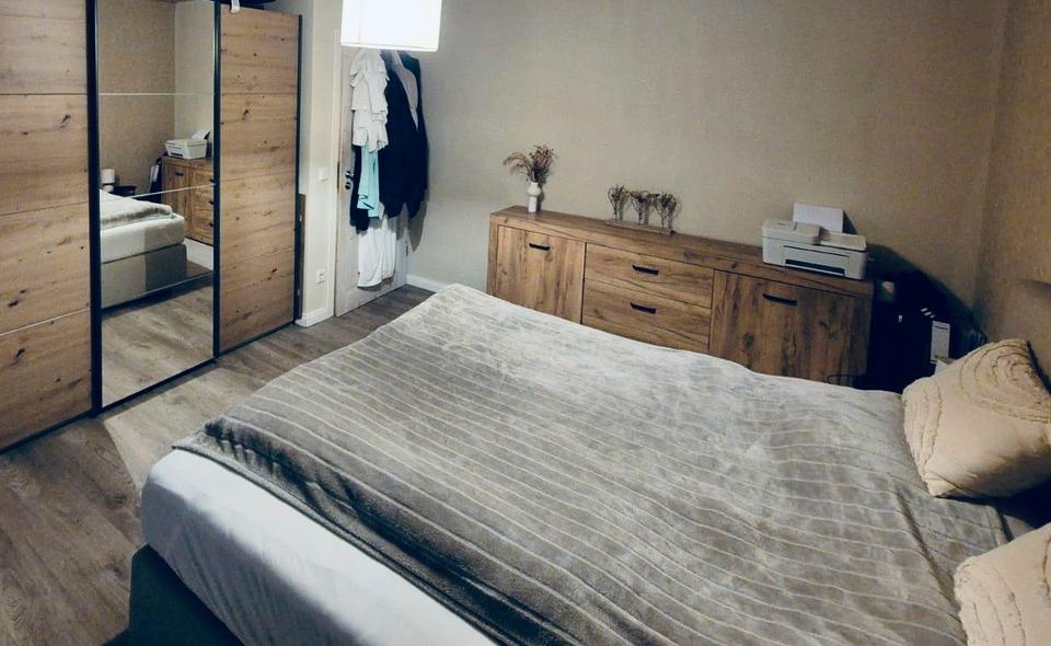 Erdgeschoßwohnung Hage - 2 Zimmer, 85 m&sup2;, 880&euro; | Angebot:25381887